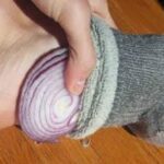 Benefits of Placing a Slice of Onion in Your Feet